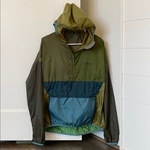 Cotopaxi Teca half zip windbreaker.
